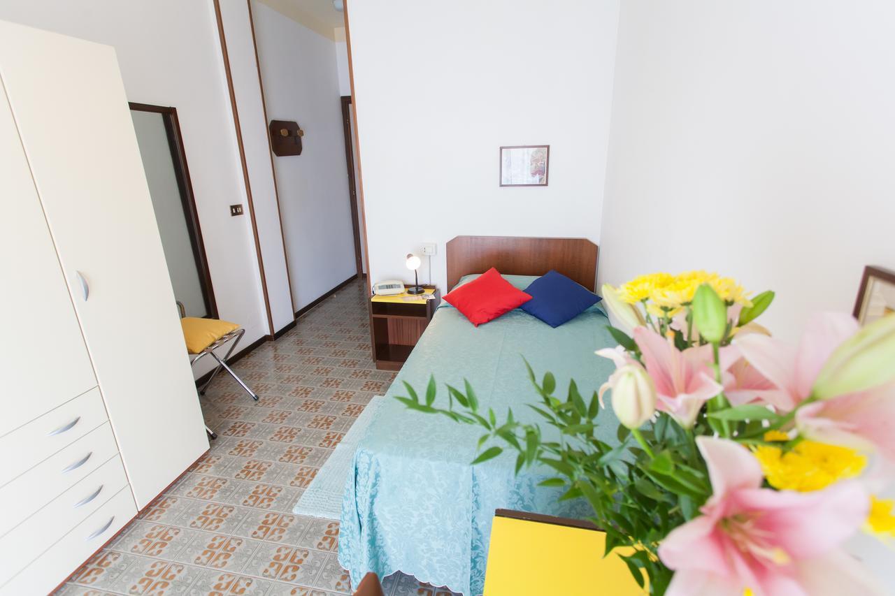 Hotel Quisisana Tabiano Terme Exterior photo